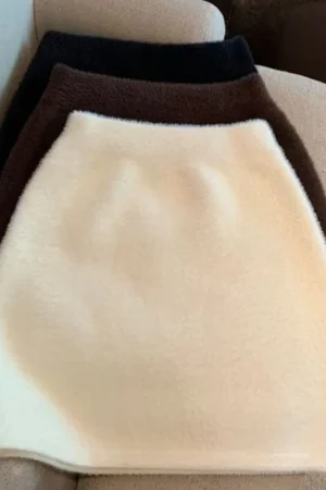 Elastic Waist Slim Women Short Skirt Sexy Elegant All-Match Basic Mini Skirt Winter Sweet Casual Knit Imitation Mink Fur Skirt